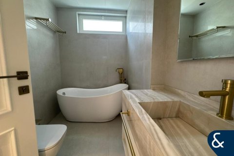 Villa in vendita a Jumeirah Park, Dubai, EAU 4 camere da letto, 454 mq. № 666687 - foto 6