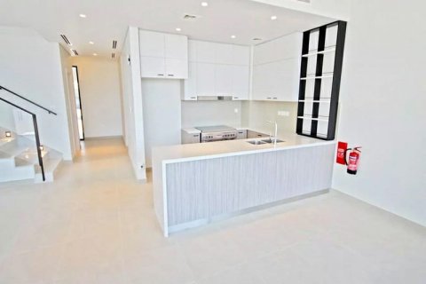 Huvila Dubai Hills Estate, Dubai, Arabiemiraatit 3 makuuhuonetta, 272 m2 № 648817 - kuva 2