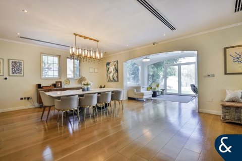 Huvila Jumeirah Park, Dubai, Arabiemiraatit 4 makuuhuonetta, 403 m2 № 667150 - kuva 9