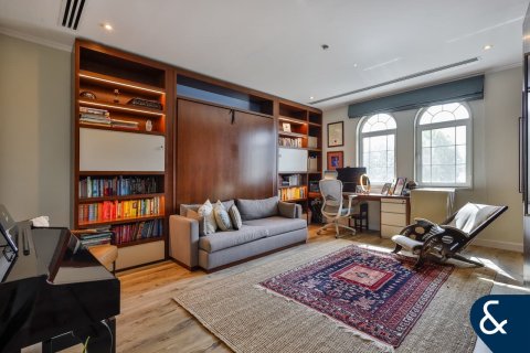 Huvila Jumeirah Park, Dubai, Arabiemiraatit 4 makuuhuonetta, 403 m2 № 667150 - kuva 20