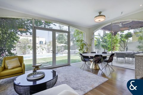 Huvila Jumeirah Park, Dubai, Arabiemiraatit 4 makuuhuonetta, 403 m2 № 667150 - kuva 7