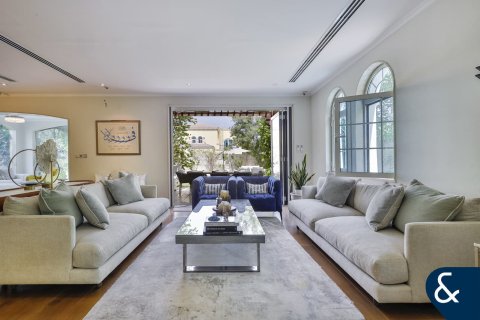 Huvila Jumeirah Park, Dubai, Arabiemiraatit 4 makuuhuonetta, 403 m2 № 667150 - kuva 4