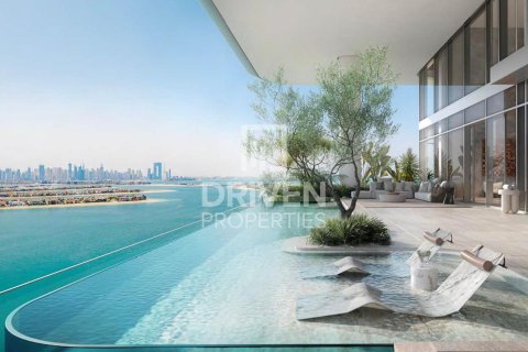 פנטהאוס למכירה ב Palm Jumeirah, Dubai, איחוד האמירויות 4 חדרי שינה, 737 מ"ר, מספר 653557 - תמונה 1