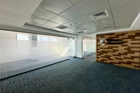 Oficiu de închiriat în Dubai, EAU 179.6 mp.  №657060 - poză 9