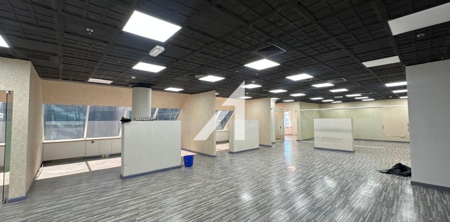 Birojs Dubaijā, AAE 60.4 m2 Nr. 657059