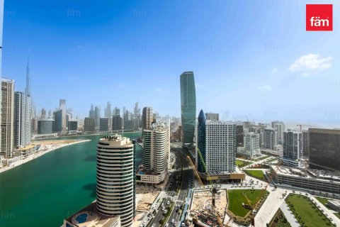 Apartemen di Business Bay, Dubai, UEA 2 kamar tidur, 108 m2 nomor 695087 - foto 2