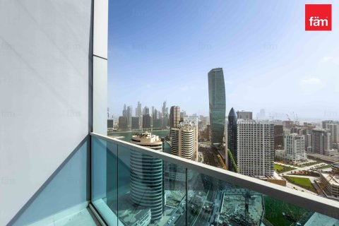 Apartemen di Business Bay, Dubai, UEA 2 kamar tidur, 108 m2 nomor 695087 - foto 3