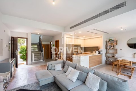 Townhouse til salg i Dubai Land, Dubai, UAE 3 soveværelser, 161 kvm № 758964 - foto 4