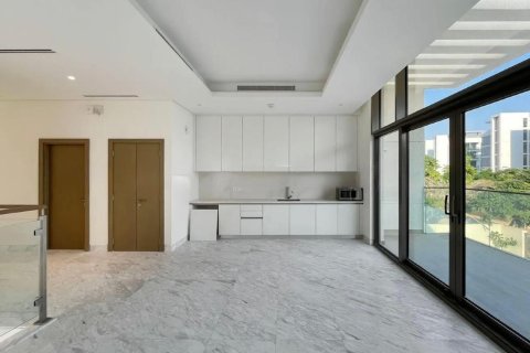 Villa te huur in Mohammed Bin Rashid City, Dubai, VAE 4 slaapkamers, 627.03 vr.m., nr 750501 - foto 15