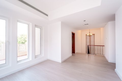 Vila u Arabian Ranches, Dubai, UAE 5 spavaćih soba, 445.81 m2 Br. 750956 - fotografija 13