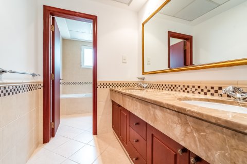 Vila u Arabian Ranches, Dubai, UAE 5 spavaćih soba, 445.81 m2 Br. 750956 - fotografija 17
