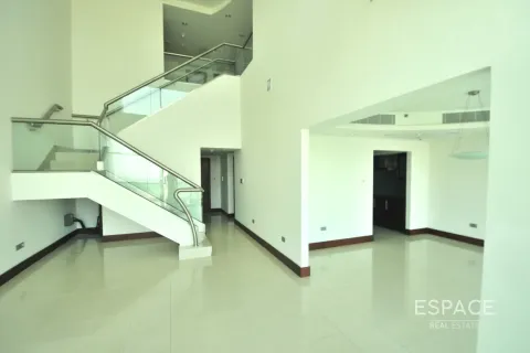Dvīņu māja Dubaijā, AAE 3 istabas, 246 m2 Nr. 649993 - attēls 1