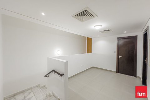 Dubai, UAE의 임대용 타운하우스 침실 3개, 187.2제곱미터 번호 652451 - 사진 15