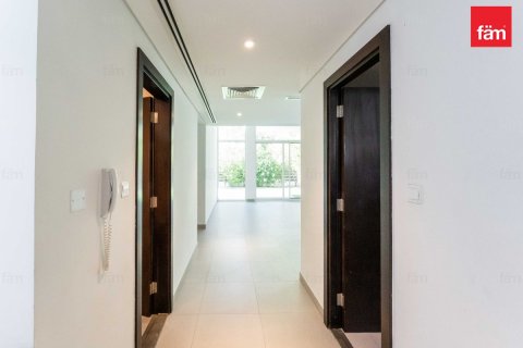 Maison de ville à louer à Dubai, EAU 3 chambres, 187.2 m2 № 652451 - photo 3