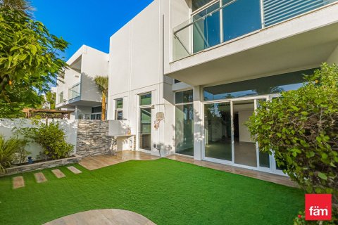 Dubai, UAE의 임대용 타운하우스 침실 3개, 187.2제곱미터 번호 652451 - 사진 10