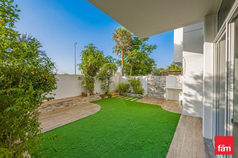 Dubai, UAE의 임대용 타운하우스 침실 3개, 187.2제곱미터 번호 652451 - 사진 28