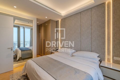 Apartment in Downtown Dubai (Downtown Burj Dubai), Dubai, UAE 1 bedroom, 107.49 sq.m. № 756028 - photo 4