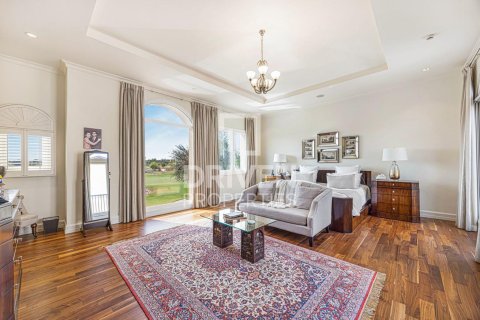Vila v Jumeirah Golf Estates, Dubai, SAE 5 spální, 817.92 m2 č. 756013 - Fotografia 4