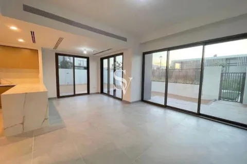 Vila u Dubai Land, Dubai, UAE 3 spavaćih soba, 161 m2 Br. 657649 - fotografija 1