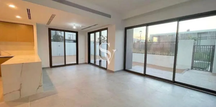 Vila u Dubai Land, Dubai, UAE 161 m2, 3 spavaćih soba Br. 657649