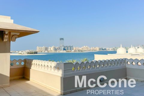 Apartment in Palm Jumeirah, Dubai, UAE 3 bedrooms, 346.06 sq.m. № 587270 - photo 17