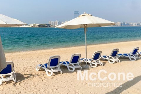 Apartment in Palm Jumeirah, Dubai, UAE 3 bedrooms, 346.06 sq.m. № 587270 - photo 24