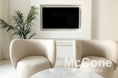 Apartment in Palm Jumeirah, Dubai, UAE 3 bedrooms, 346.06 sq.m. № 587270 - photo 3