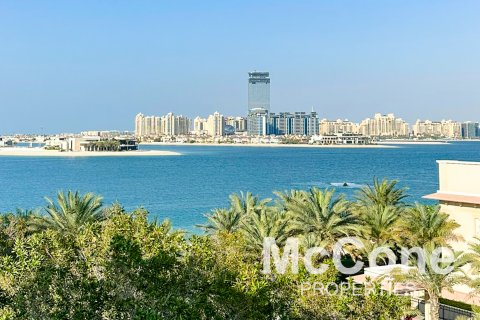 Apartment in Palm Jumeirah, Dubai, UAE 3 bedrooms, 346.06 sq.m. № 587270 - photo 21