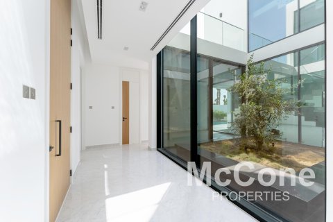 Vila v Al Barari, Dubai, SAE 5 ložnice, 592.16 m² Č.: 587382 - fotografie 30
