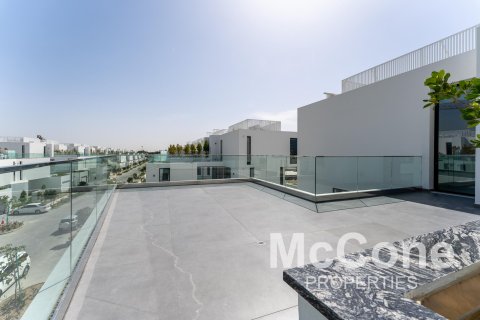 Vila v Al Barari, Dubai, SAE 5 ložnice, 592.16 m² Č.: 587382 - fotografie 27