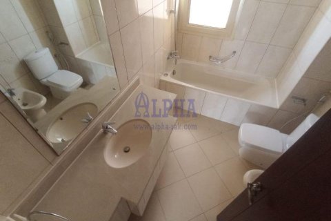 Shtëpi në qytet në Al Hamra Village, Ras Al Khaimah, Emiratet e Bashkuara Arabe 3 dhoma gjumi, 201.5 m2. № 679234 - Foto 10