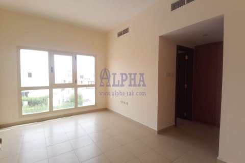 Shtëpi në qytet në Al Hamra Village, Ras Al Khaimah, Emiratet e Bashkuara Arabe 3 dhoma gjumi, 201.5 m2. № 679234 - Foto 9