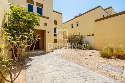 Vilë në Jumeirah Park, Dubai, Emiratet e Bashkuara Arabe 3 dhoma gjumi, 557 m2. № 603347 - Foto 21