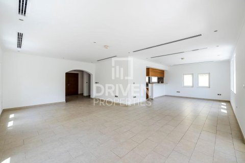 Vilë në Jumeirah Park, Dubai, Emiratet e Bashkuara Arabe 3 dhoma gjumi, 557 m2. № 603347 - Foto 1