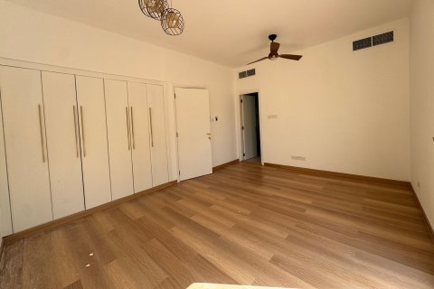 Βίλα σε The Springs, Dubai, ΗΑΕ 3 υπνοδωμάτια, 325.98 τ.μ. Αρ. 750297 - φωτογραφία 7