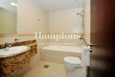 Apartment in Dubai Marina, Dubai, UAE 3 bedrooms, 186.363 sq.m. № 754635