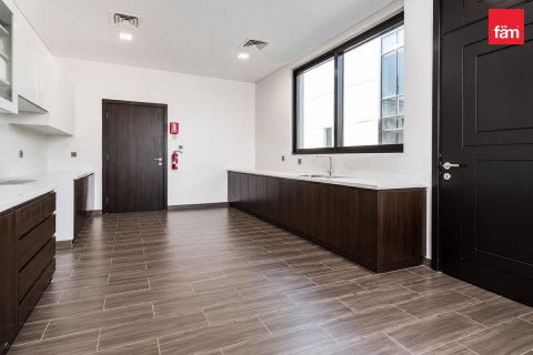 Villa til leje i Dubai, UAE 5 soveværelser, 639.9 kvm № 739838 - foto 9