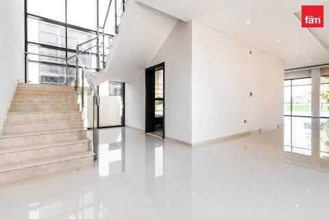 Villa til leje i Dubai, UAE 5 soveværelser, 639.9 kvm № 739838 - foto 2