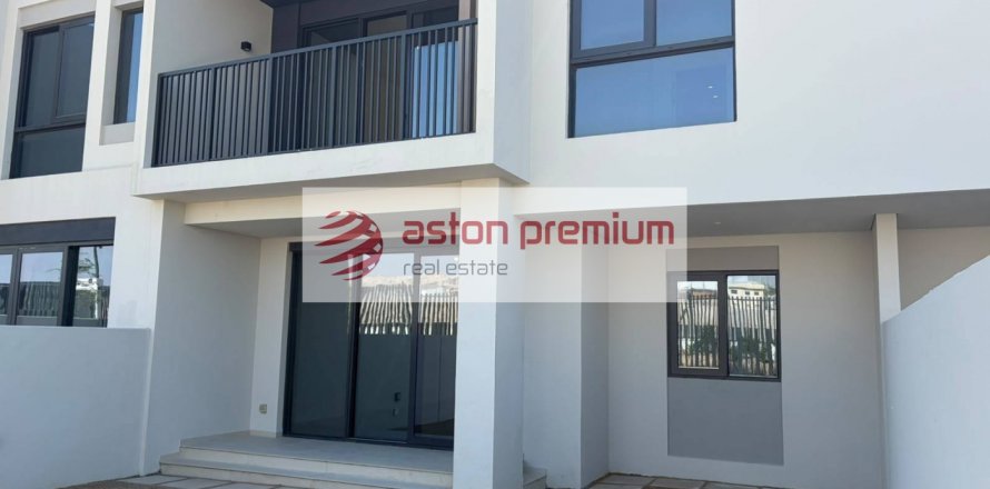 Városi lakóépület itt: Jebel Ali, Dubai, EAE, 3 hálószoba, 242 m², azonosító: 739871