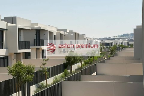 Városi lakóépület itt: Jebel Ali, Dubai, EAE, 3 hálószoba, 242 m², azonosító: 739871 - fénykép 15