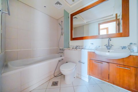 Apartemen di The Views, Dubai, UEA 2 kamar tidur, 131.74 m2 nomor 749655 - foto 10