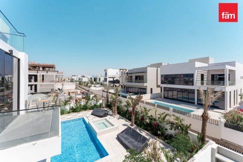 Dubai, UAE의 판매용 빌라 침실 5개, 756.9제곱미터 번호 579039 - 사진 13