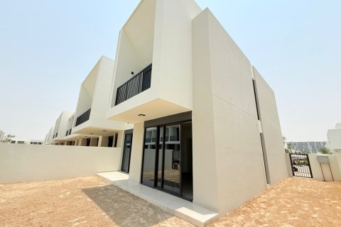 Huvila Town Square, Dubai, Arabiemiraatit 4 makuuhuonetta, 276 m2 № 705522 - kuva 2