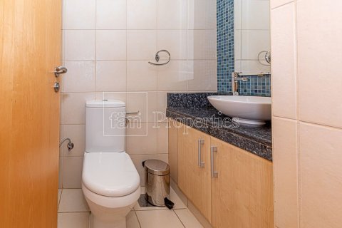 דירה להשכרה ב Palm Jumeirah, Dubai, איחוד האמירויות 2 חדרי שינה, 191.8 מ"ר, מספר 698903 - תמונה 8