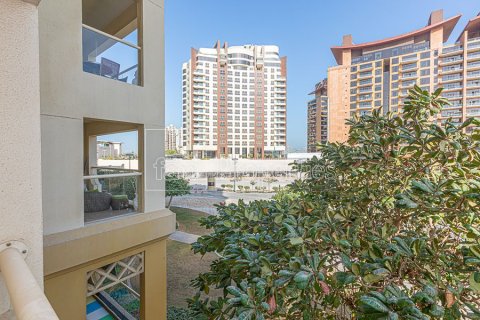 דירה להשכרה ב Palm Jumeirah, Dubai, איחוד האמירויות 2 חדרי שינה, 191.8 מ"ר, מספר 698903 - תמונה 13