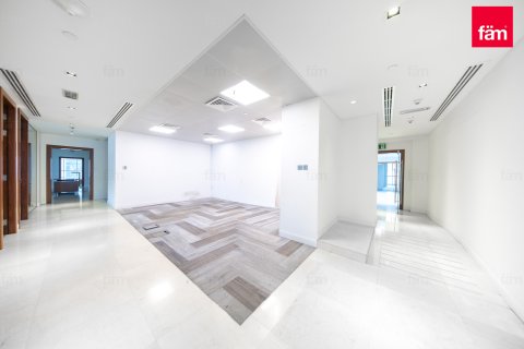 Büroraum zum Verkauf in Dubai, VAE 820.4 m2 Nr. 698904 - Foto 3