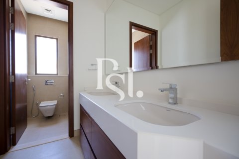 Vila v Abu Dhabi, SAE 5 spální, 619 m2 č. 716345 - Fotografia 10