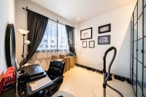 Vila na Yas Island, Abu Dhabi, UAE 4 spavaće sobe, 314 m2 Br. 716344 - Slika 5