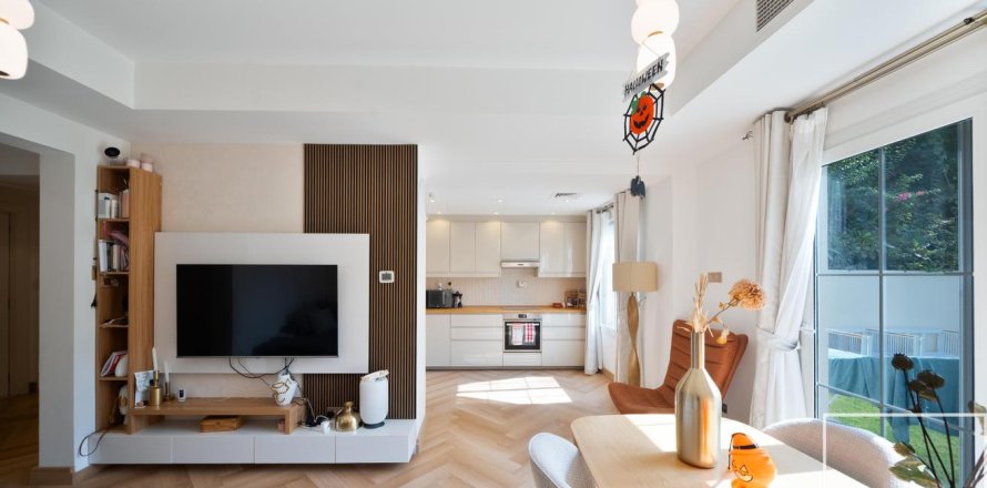 Villa in The Springs, Dubai, VAE: 2 Schlafzimmer, 172 m2 Nr. 650754