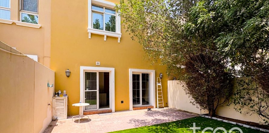 Villa à Arabian Ranches, Dubai, EAU: 2 chambres, 157.19 m2 № 753818